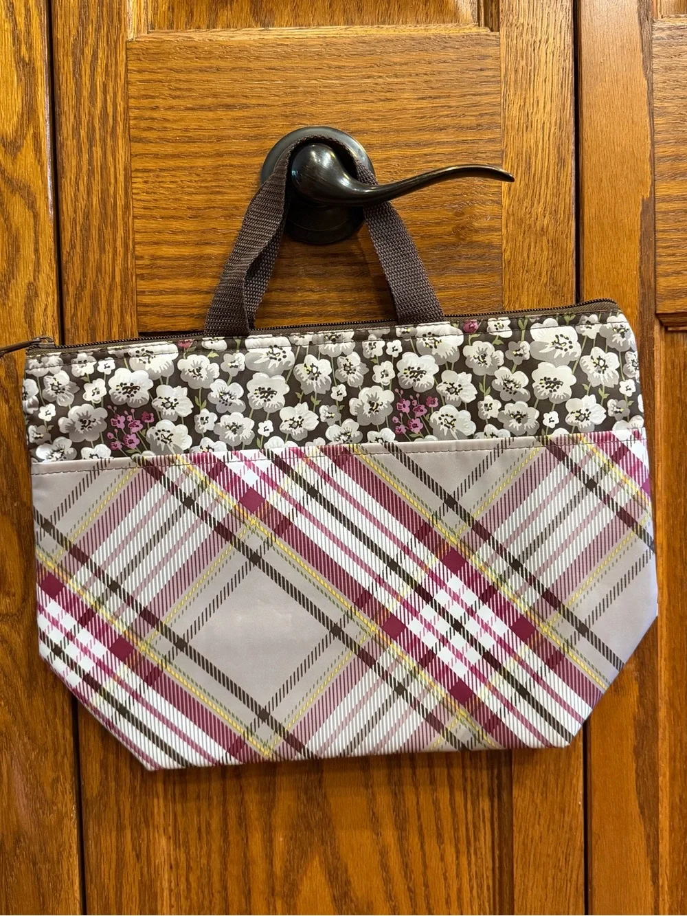 Thirty-One Gifts Uptown Plaid thermal lunch bag and make-up/toiletry bags.
